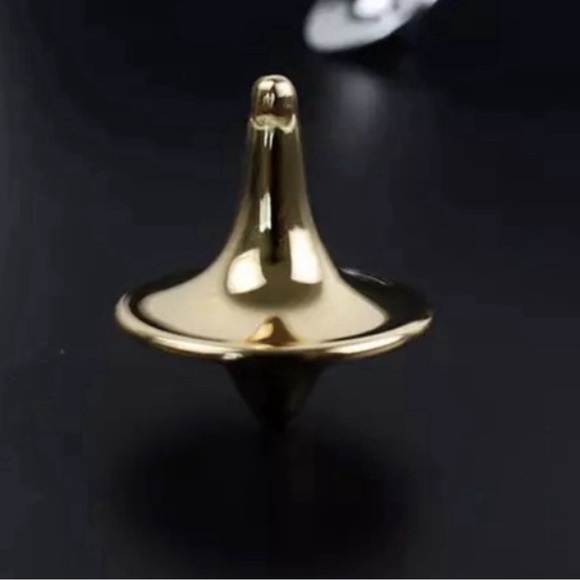 World Famous Forever Spin Titanium Gyroscope Spinning Top (black) - Picture 2 of 6